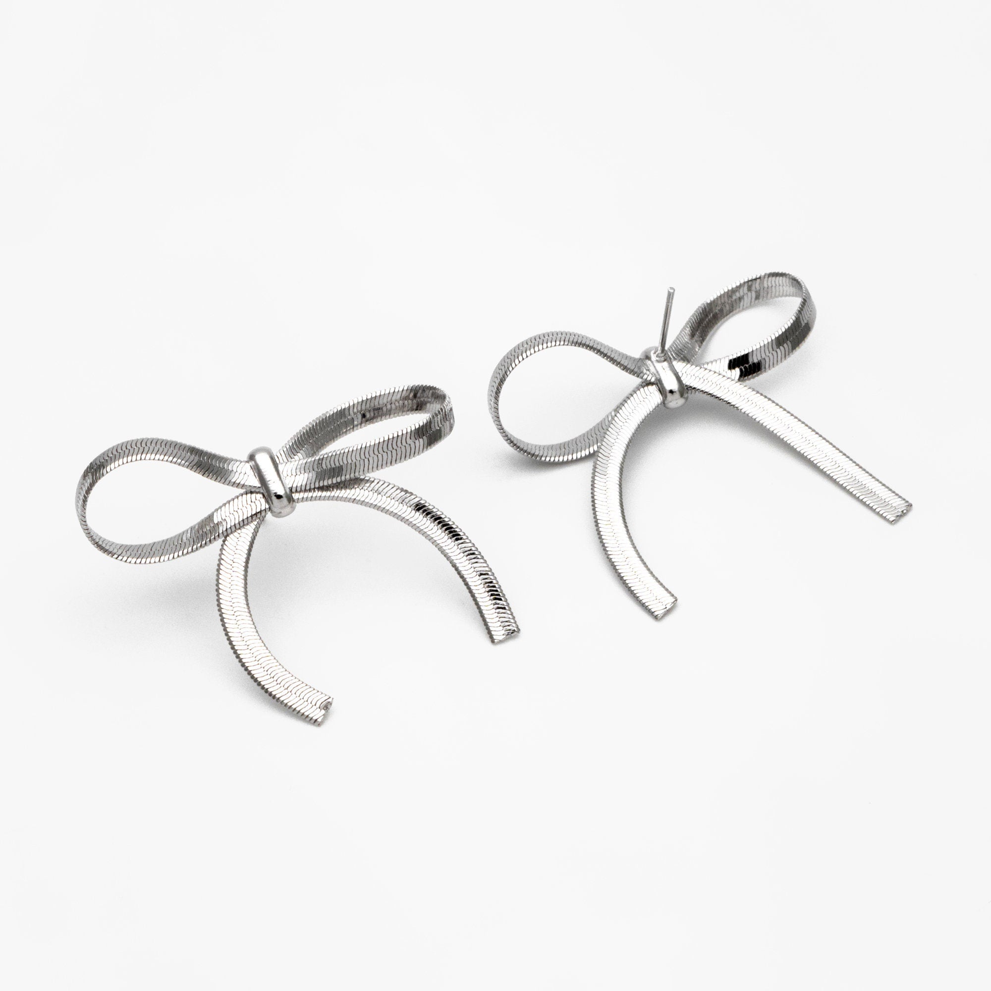 4pcs Gold/ Silver Bow Knot Earrings 35x37mm, Gold/ Rhodium plated Brass, Bowknot Stud Earrings (GB-4159)